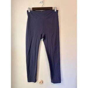 GRRRL Amanda Heather Gray/purple Crop Leggings LOT OF 2 Medium Athletic Butt Lif